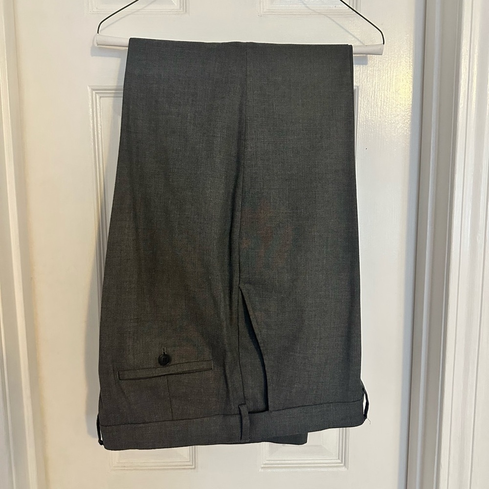 38L Haggar® Premium Stretch No Iron Classic Fit Expandable Waist Flat Front Pant